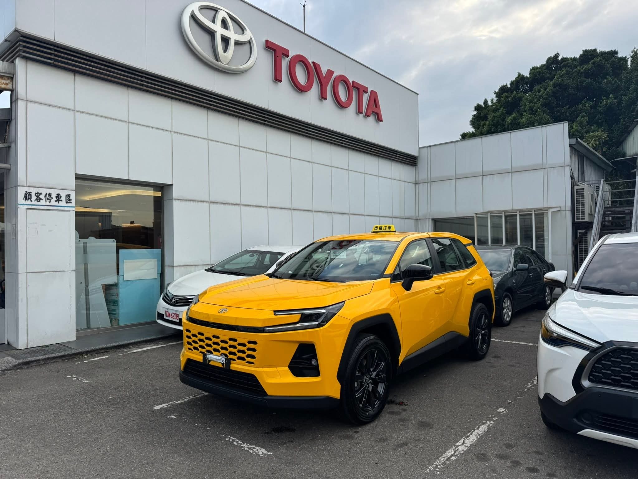 威兰达2.0L 两驱AIR展示图3