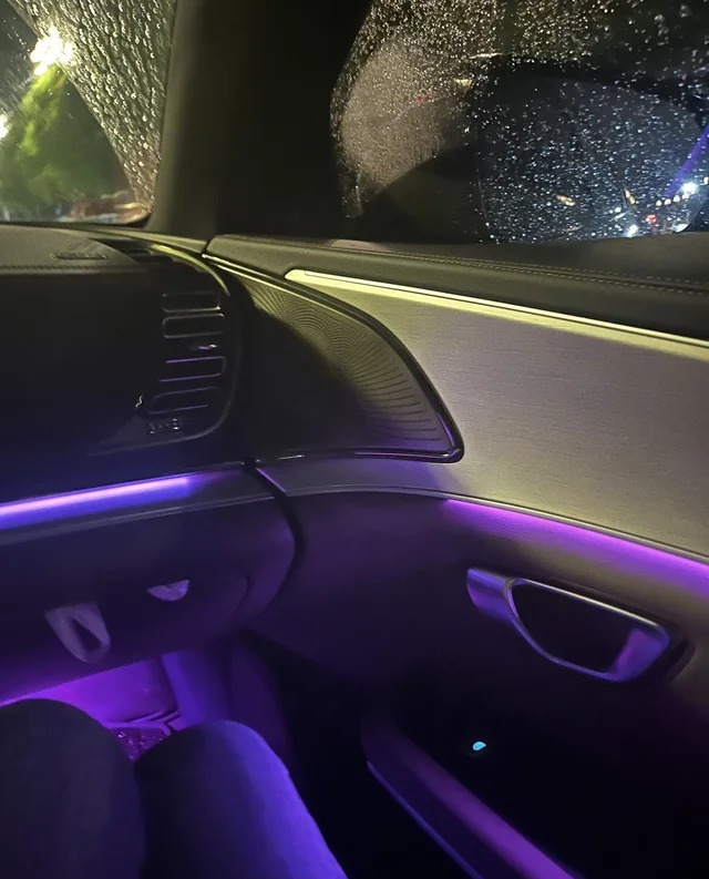 汉EV705KM闪充尊荣型展示图1