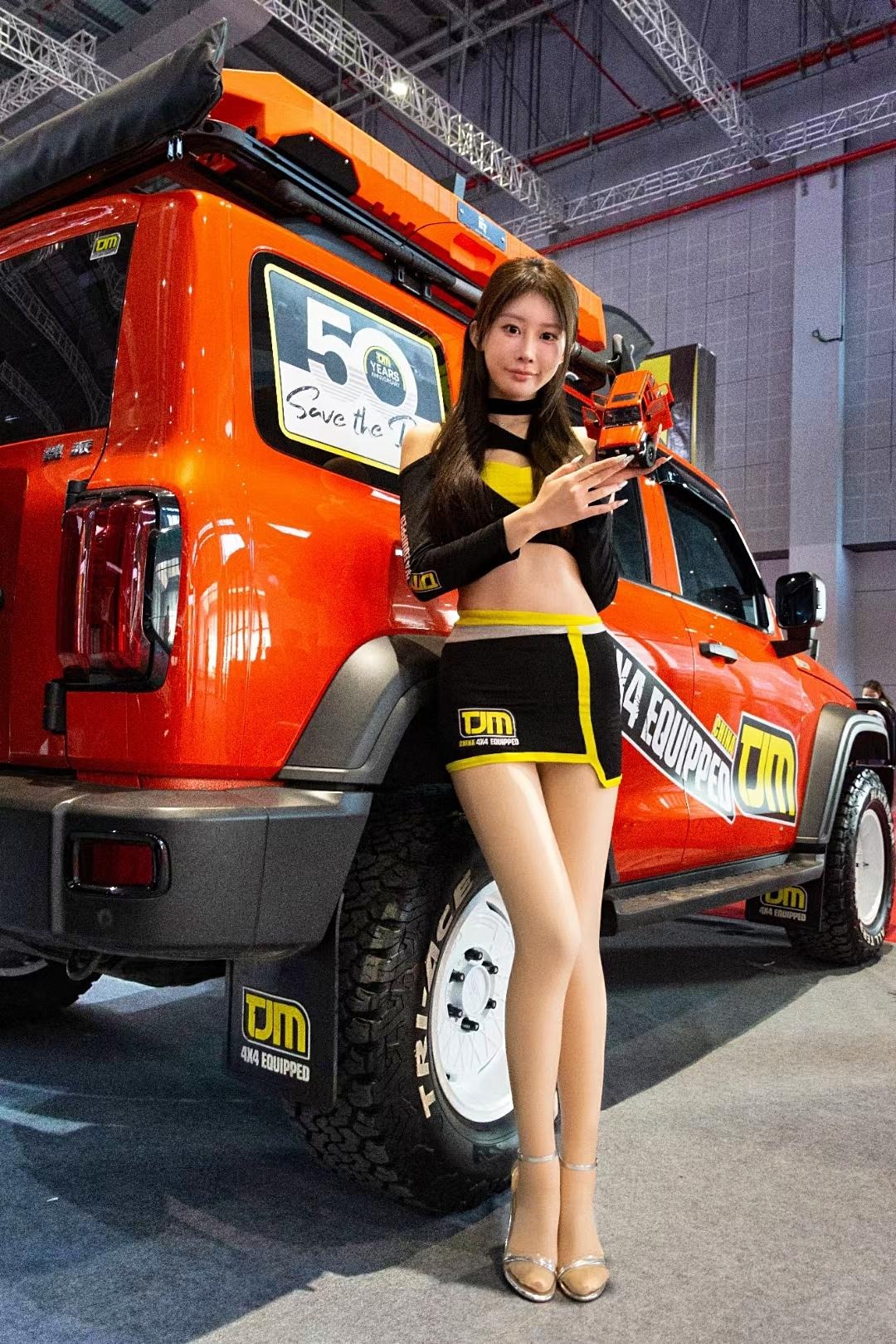 坦克3002.0T 汽油版征服者展示图2