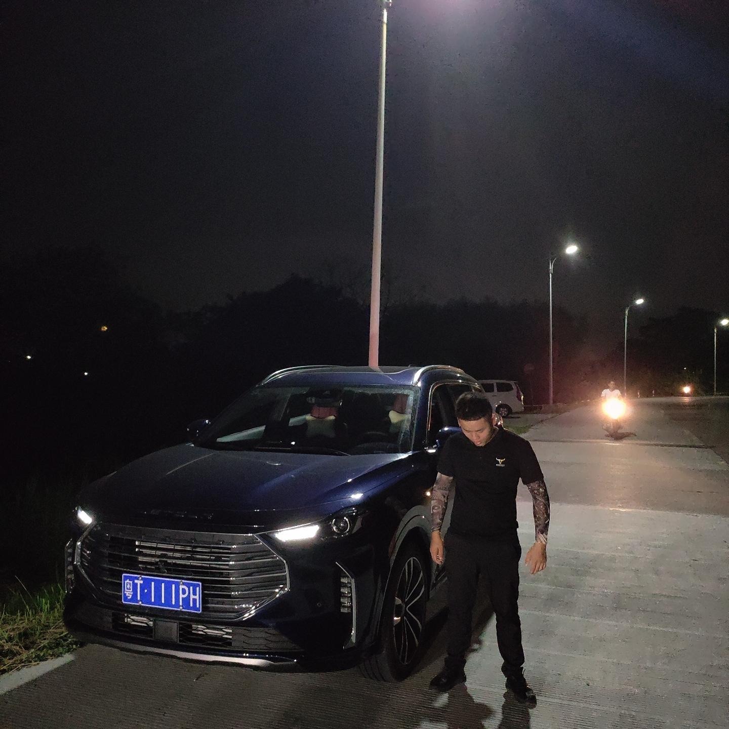 捷途X70 PLUS冠军版 1.5T 6DCT 豪华展示图1