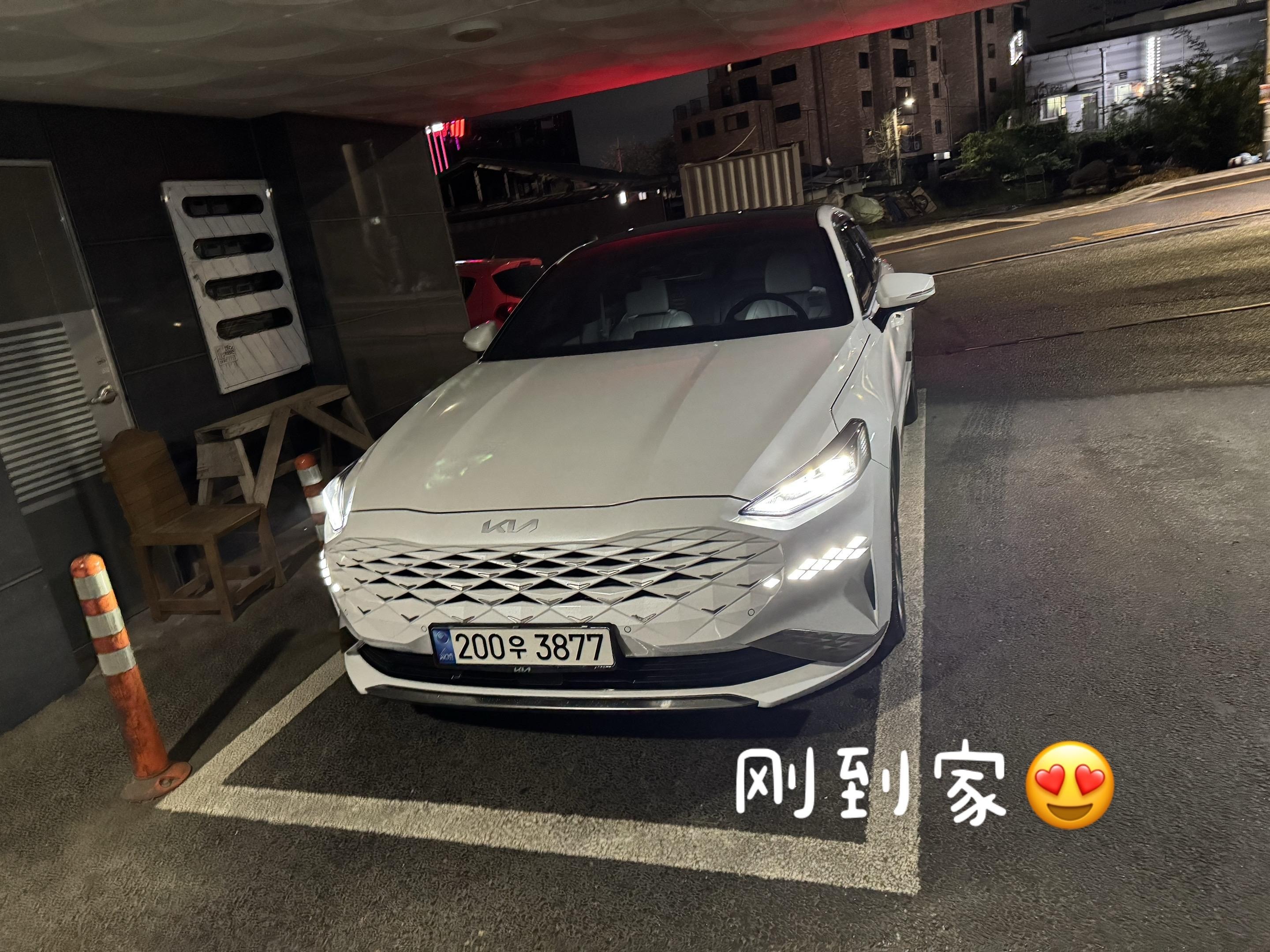 起亚K8基本型展示图2