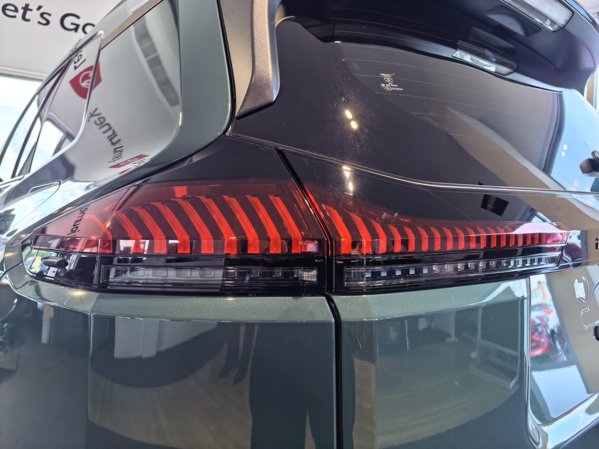 丰田RAV4(进口)日本版展示图2