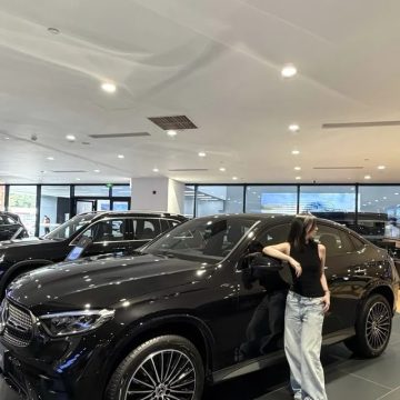 奔驰AMG GLC 43 4MATIC 轿跑SUV展示图1