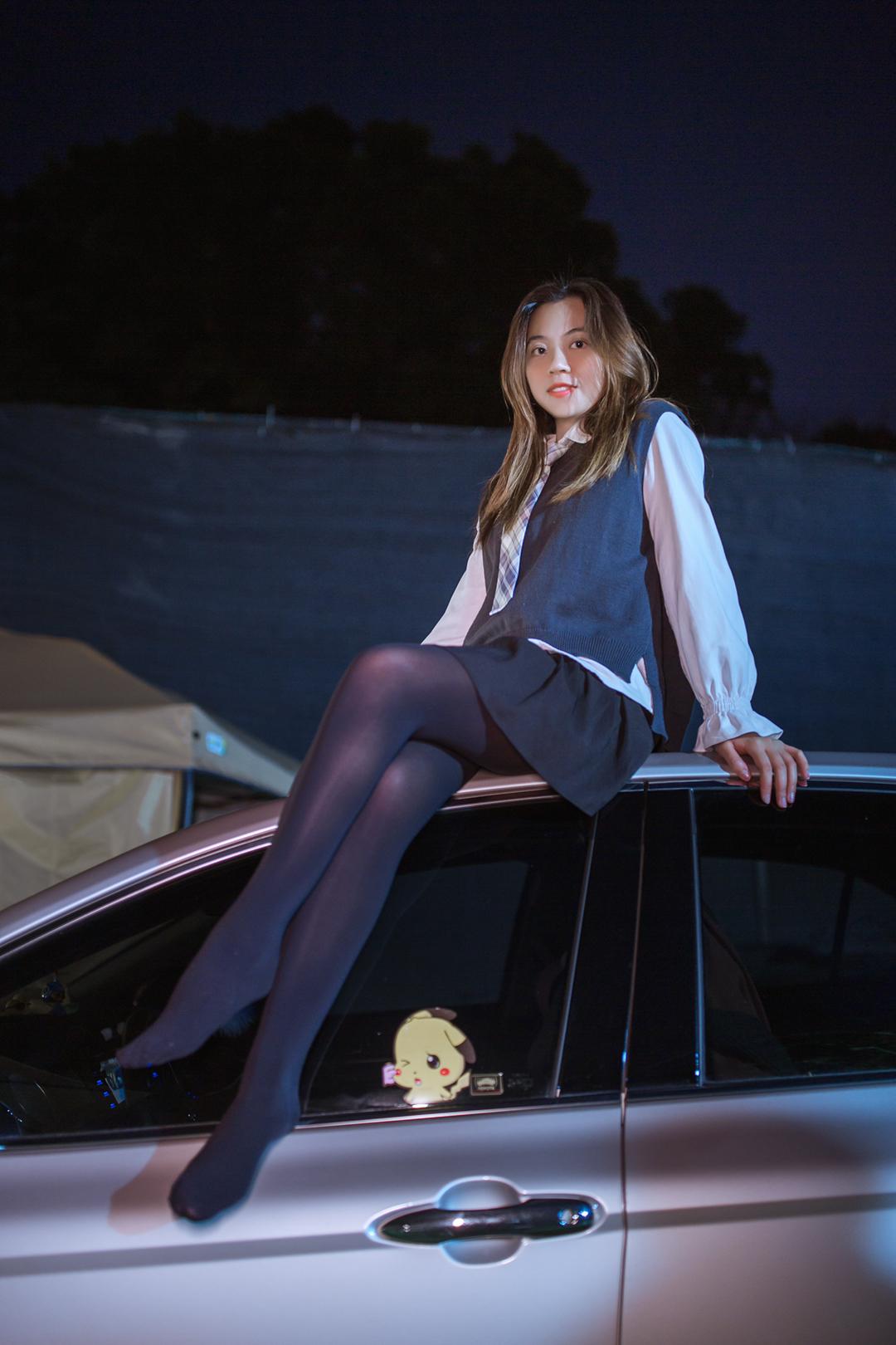 凯美瑞双擎 2.0HE 精英版展示图3