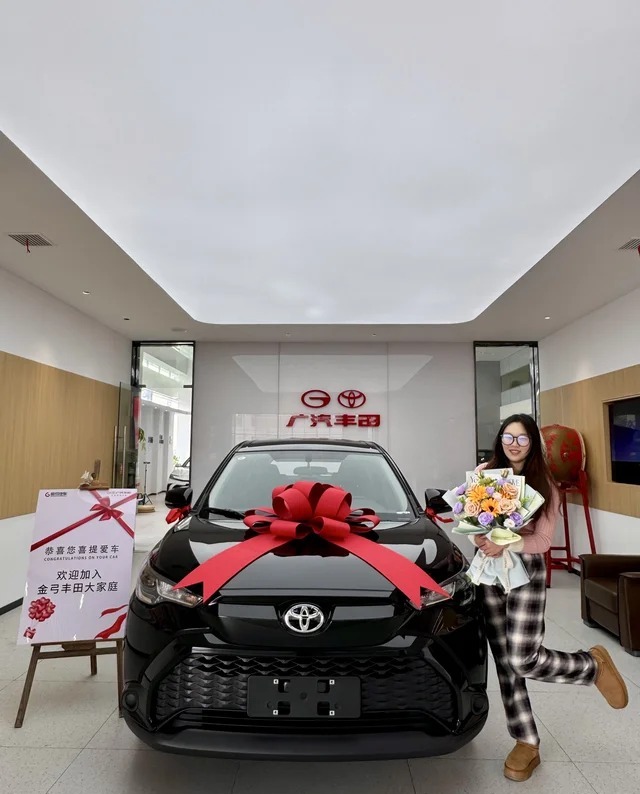 锋兰达2.0L CVT舒适版展示图3
