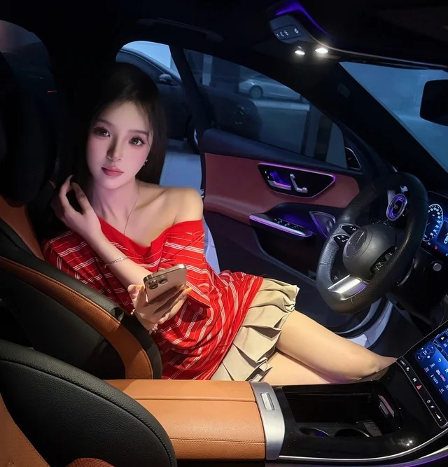 迈巴赫SL 680展示图3