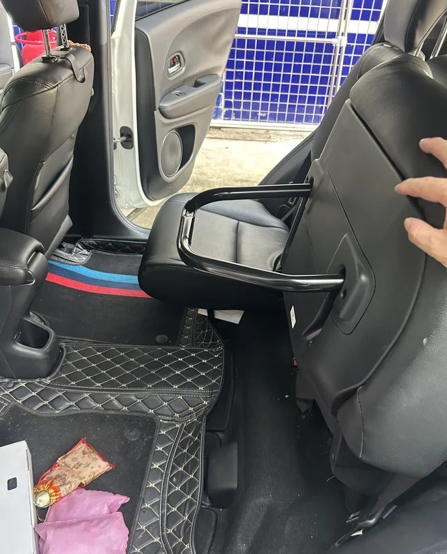 本田HR-V240TURBO CVT Pro版展示图1