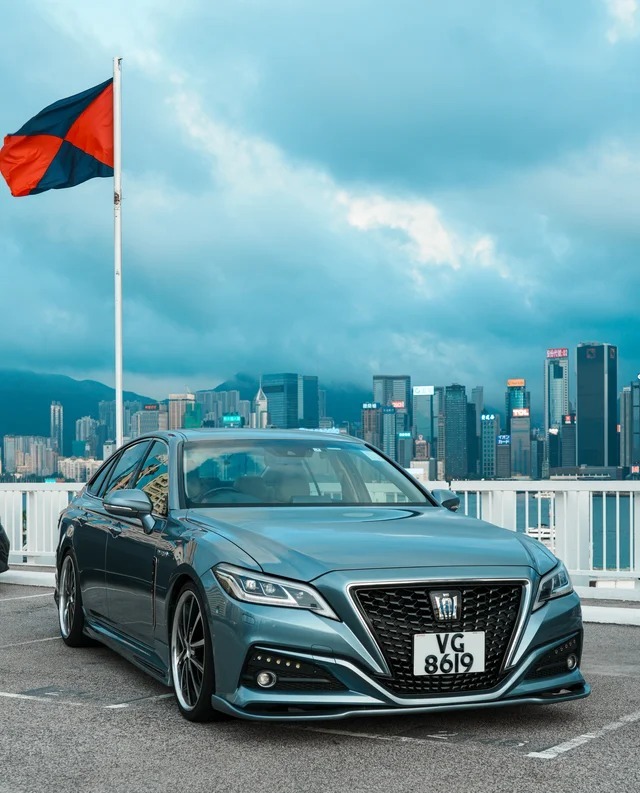 皇冠Signia2.5L HEV Limited AWD 北美版展示图3