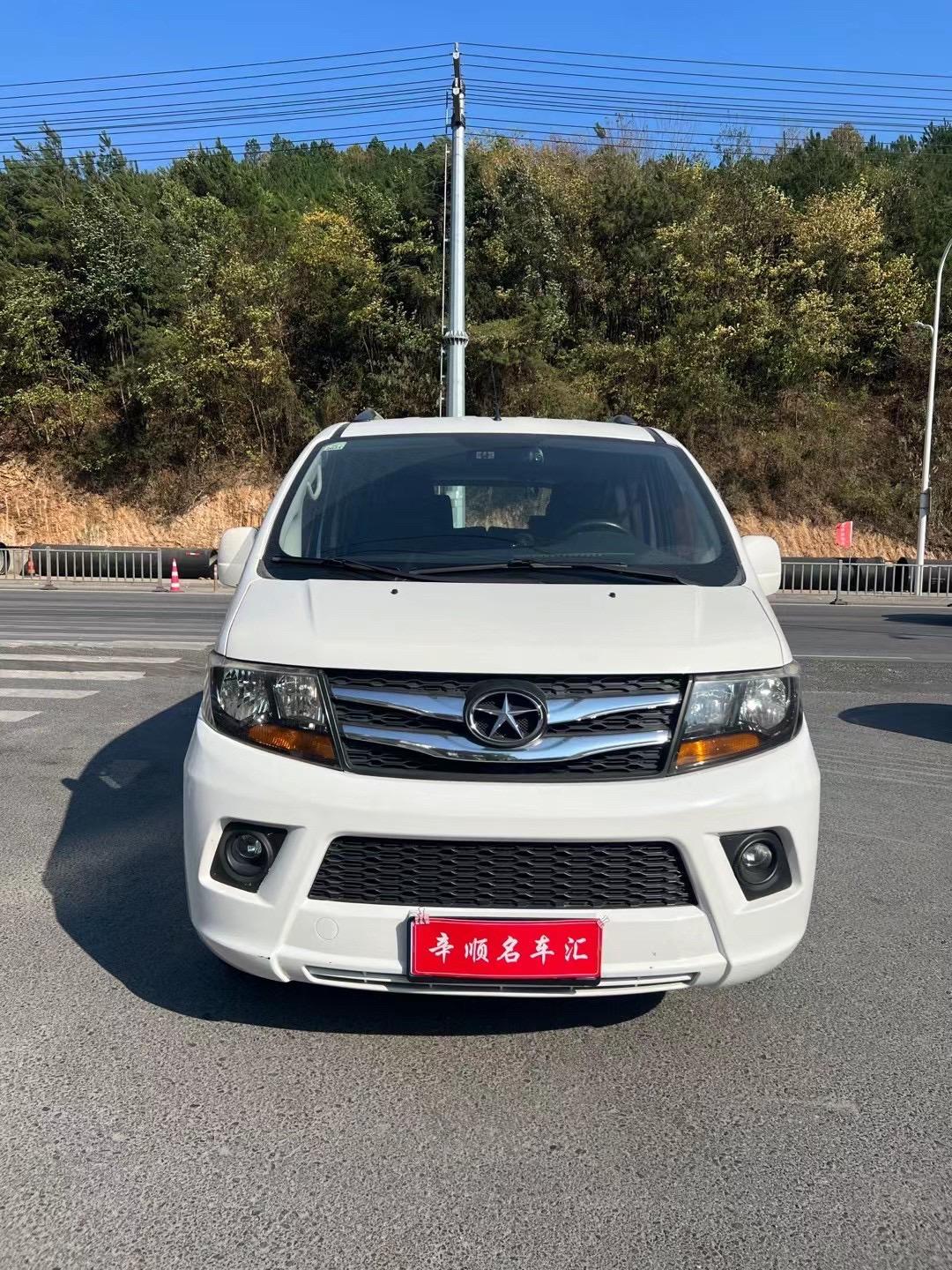 瑞风M3PLUS 1.8L 手动舒适版 8座展示图1