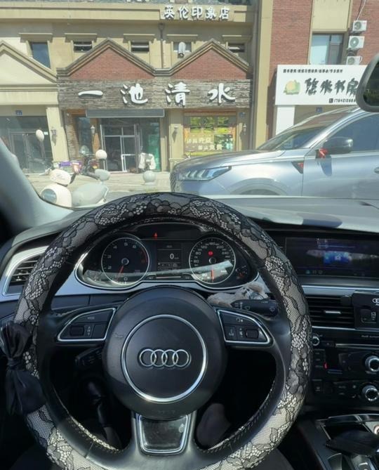 星锐2.0T 手动中轴中顶 悦系列 9座展示图2