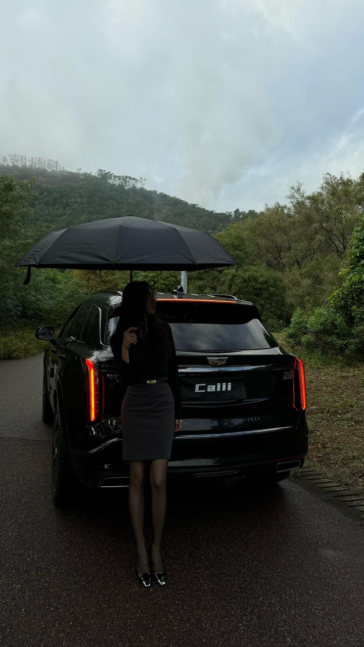 凯迪拉克XT528T 两驱大都会型展示图3
