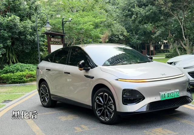 小鹏G6纯电 625 Max 旗舰版展示图3