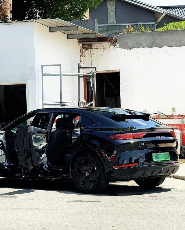 宋L EV662KM 卓越智驾型展示图1