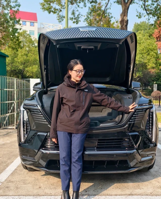 凯雷德ESCALADE IQ
