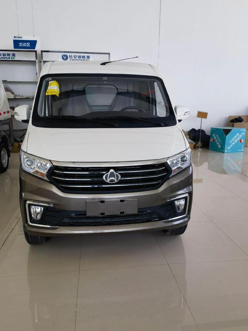 跨越王X7