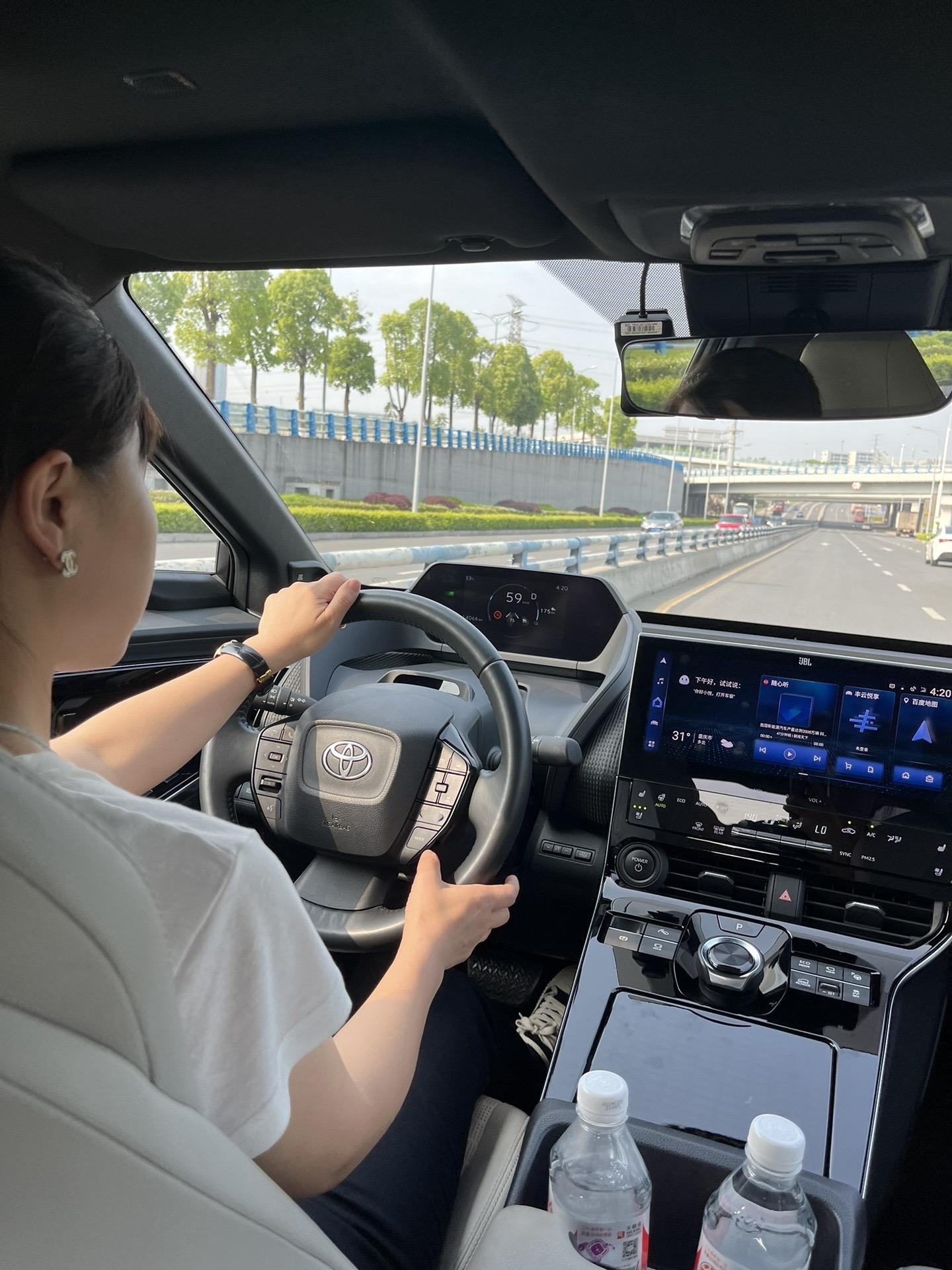 铂智4X四驱基本型展示图1