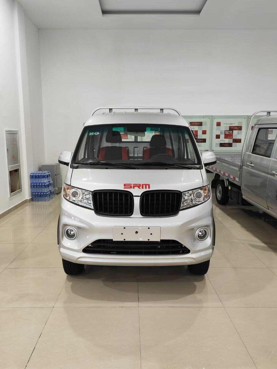 鑫源金卡S11.6L 冷藏车
