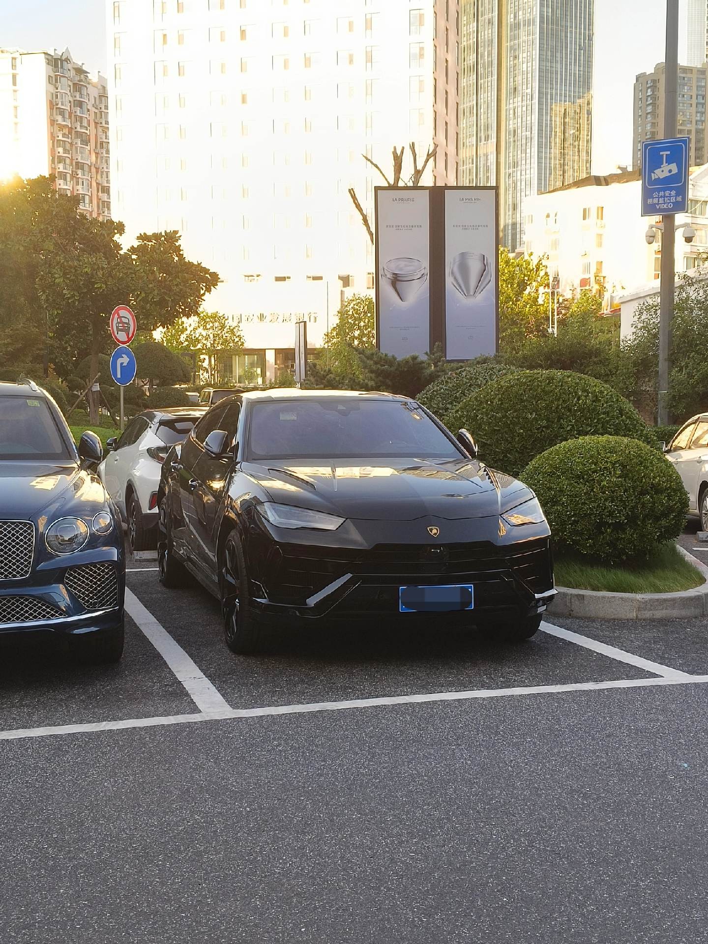 TopCar兰博基尼UrusR′Evo Stealth Edition展示图3